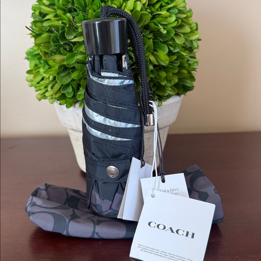 COACH C4322 🖤🩶GRAPHITE🩶🖤 SIGNATURE PRINT MINI UMBRELLA 🌟NWT🌟 - Picture 5 of 13